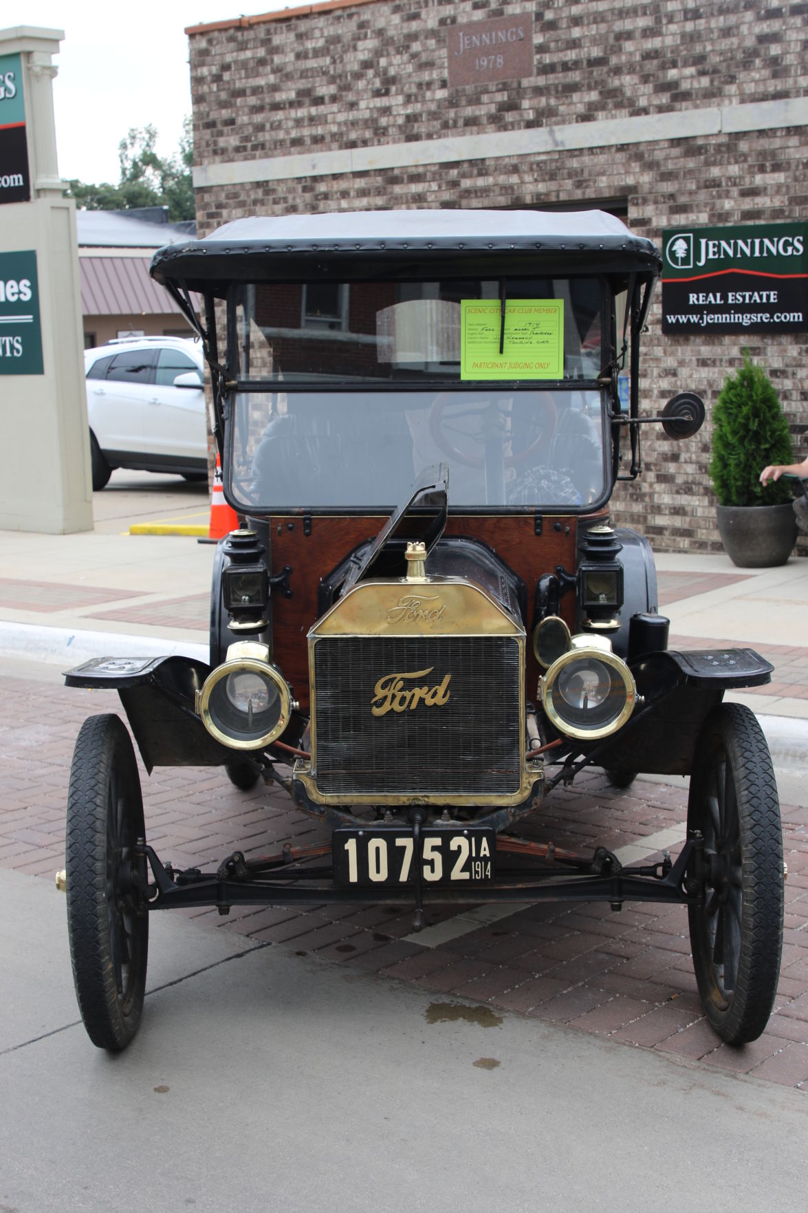 14FordTouringCar_1.JPG